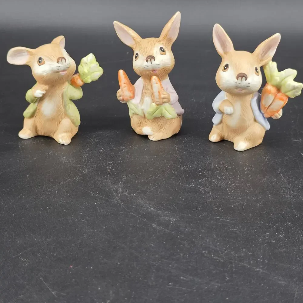 HOMCO Collectible Bunny Rabbit Figurines Set of 3 with Carrots Peter Rabbit
